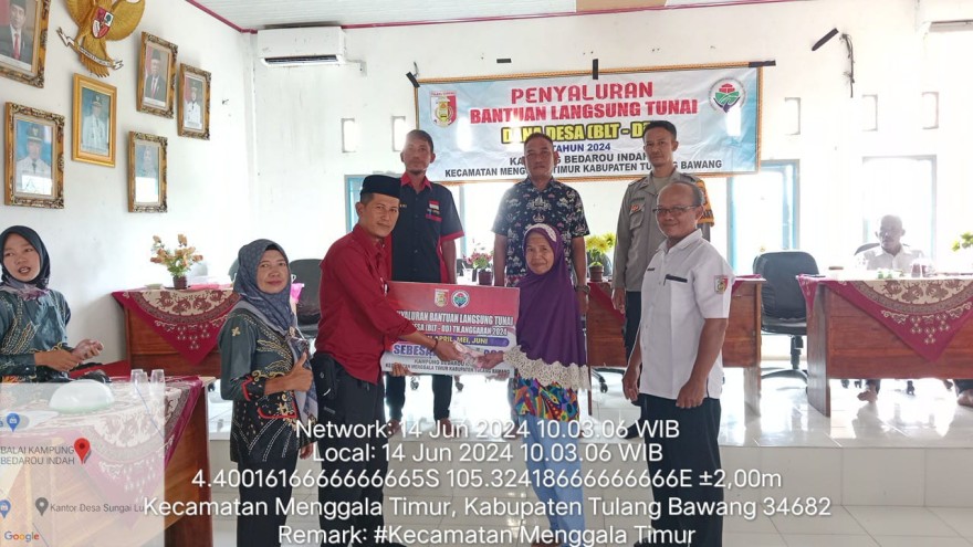 PENYALURAN BANTUAN LANGSUNG TUNAI DANA DESA (BLT DD)KAMPUNG BEDAROU INDAH BULAN APRIL,MEI JUNI SEBESAR RP 900,000 RIBU RUPIAH